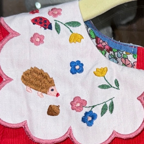 Mini Boden corduroy dress embroidered collar scalloped long sleeve toddler girl - Picture 3 of 7